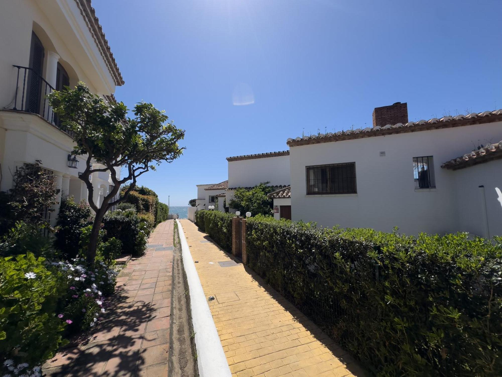 Adosado Junto Al Mar Villa Estepona Kültér fotó