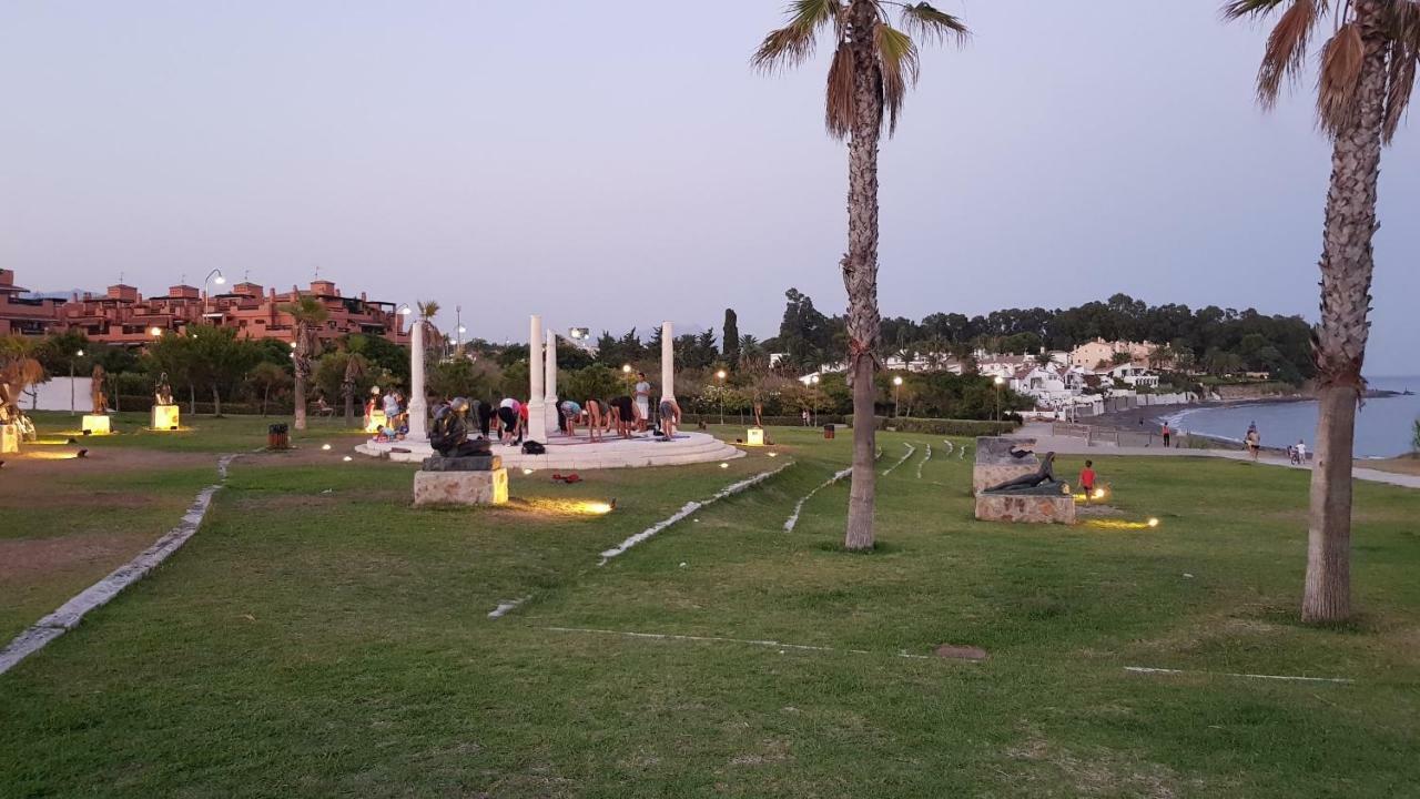 Adosado Junto Al Mar Villa Estepona Kültér fotó